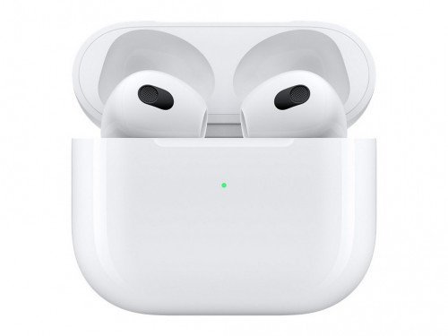 Apple AirPods 3 With Lightning Charging Case